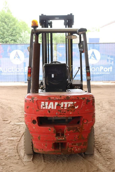 Manitou CD 25 P - رافعة شوكية ديزل: صور 4 Manitou CD 25 P - رافعة شوكية ديزل: صور 4