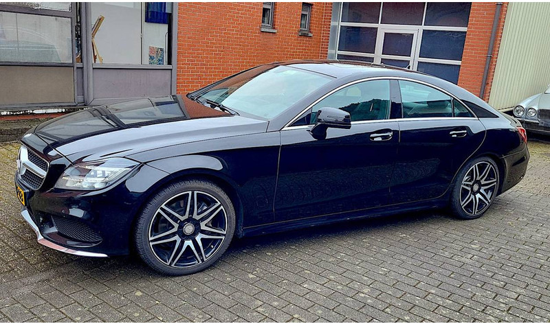 Mercedes-Benz CLS-Klasse 350 BlueTec AMG-Line - سيارة: صور 1 Mercedes-Benz CLS-Klasse 350 BlueTec AMG-Line - سيارة: صور 1