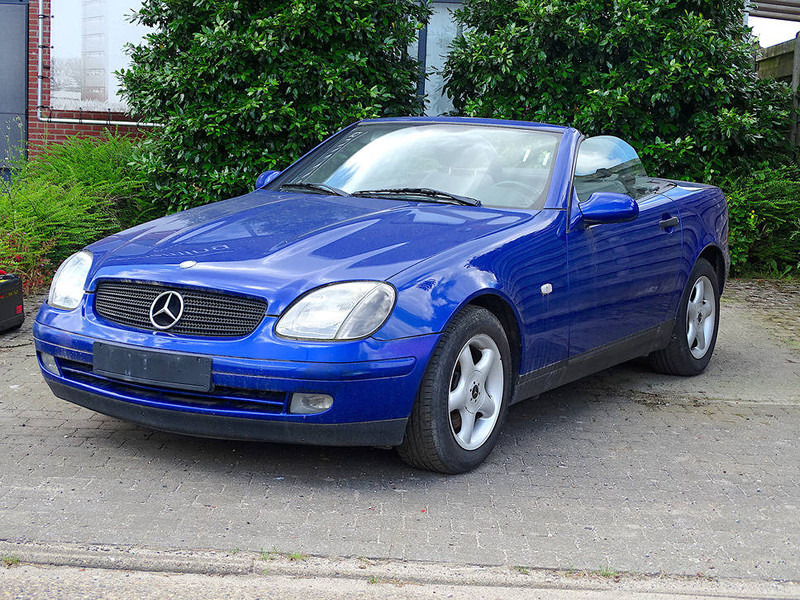 Mercedes-Benz SLK SLK200 - سيدان: صور 1 Mercedes-Benz SLK SLK200 - سيدان: صور 1