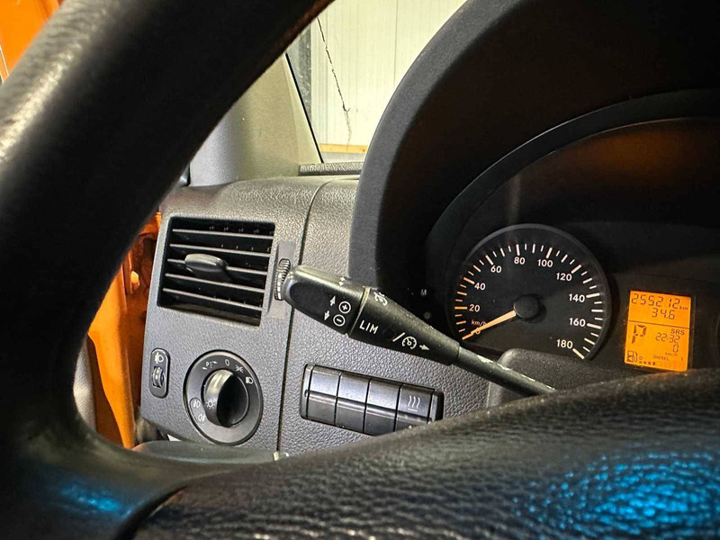 فان Mercedes-Benz Sprinter: صور 8