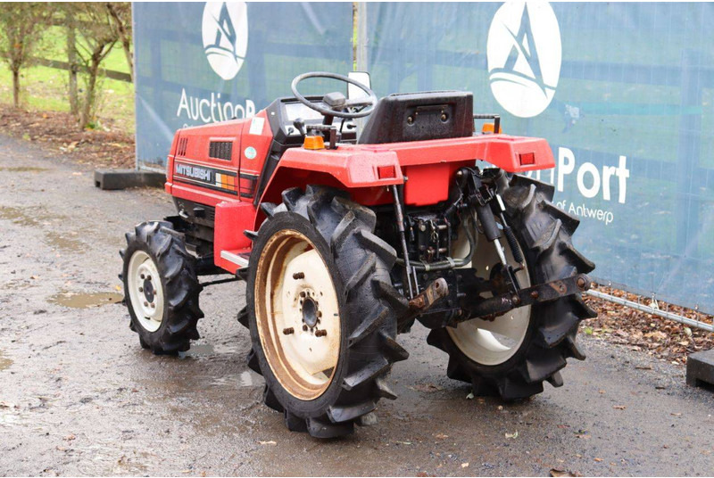 Mitsubishi MT20D - جرار: صور 4 Mitsubishi MT20D - جرار: صور 4