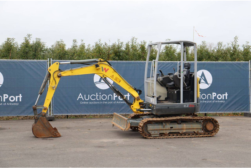 Neuson EZ26 - حفارة مصغرة: صور 1 Neuson EZ26 - حفارة مصغرة: صور 1