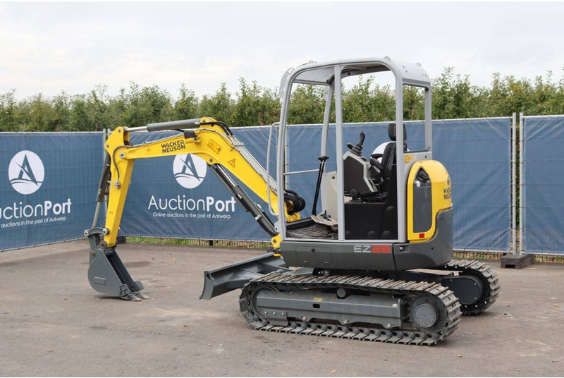 Neuson EZ28 - حفارة مصغرة: صور 4 Neuson EZ28 - حفارة مصغرة: صور 4