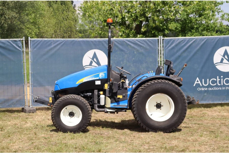 New Holland T3040 - جرار: صور 2 New Holland T3040 - جرار: صور 2