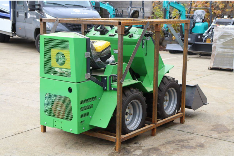 Nycheki SK-K105 - اللودر بعجل: صور 5 Nycheki SK-K105 - اللودر بعجل: صور 5