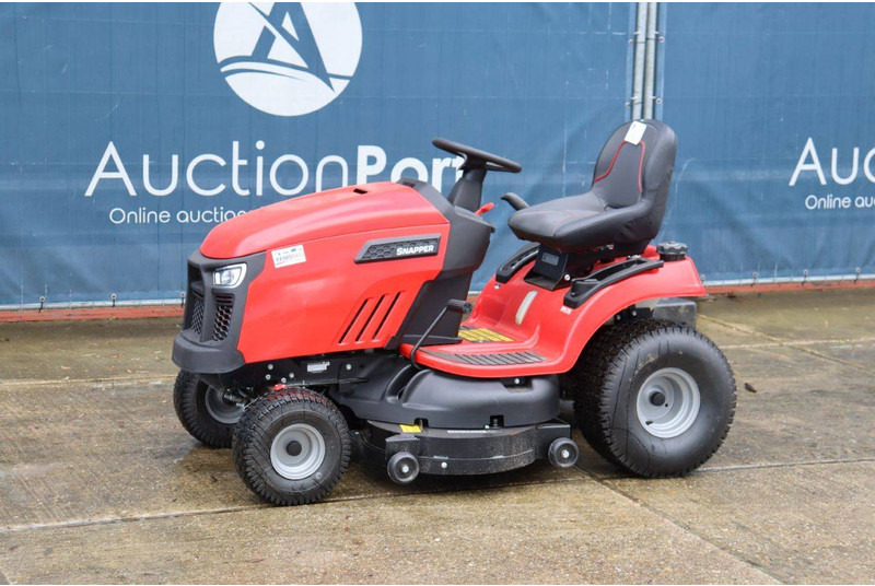 Onbekend 2691928 - جزازة المروج: صور 1 Onbekend 2691928 - جزازة المروج: صور 1