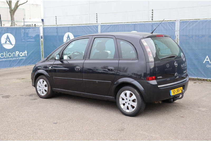 Opel Meriva A 1.6 - سيارة: صور 4 Opel Meriva A 1.6 - سيارة: صور 4