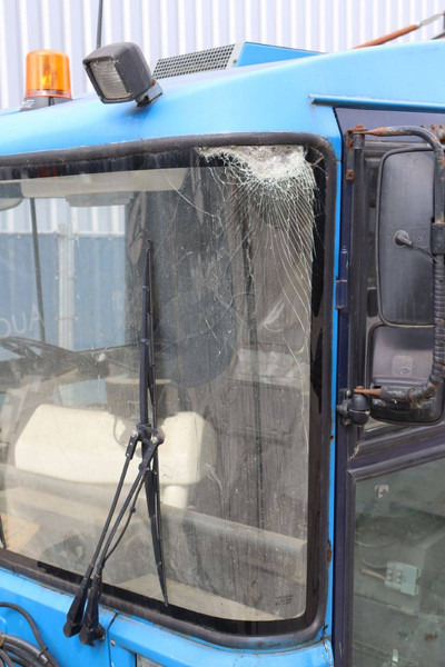 سياره كنس شوارع Ravo 5002 SI: صور 13 سياره كنس شوارع Ravo 5002 SI: صور 13