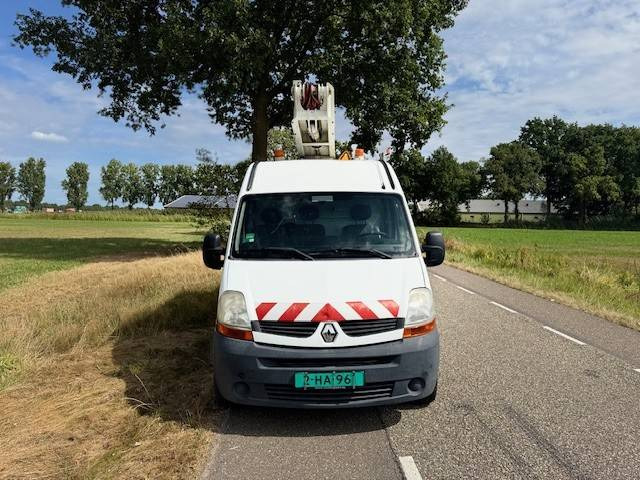 Renault Master 2.5DCI - مصاعد الازدهار محمولة على شاحنة: صور 3 Renault Master 2.5DCI - مصاعد الازدهار محمولة على شاحنة: صور 3