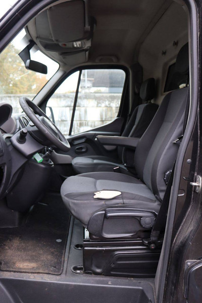 فان Renault Master: صور 20