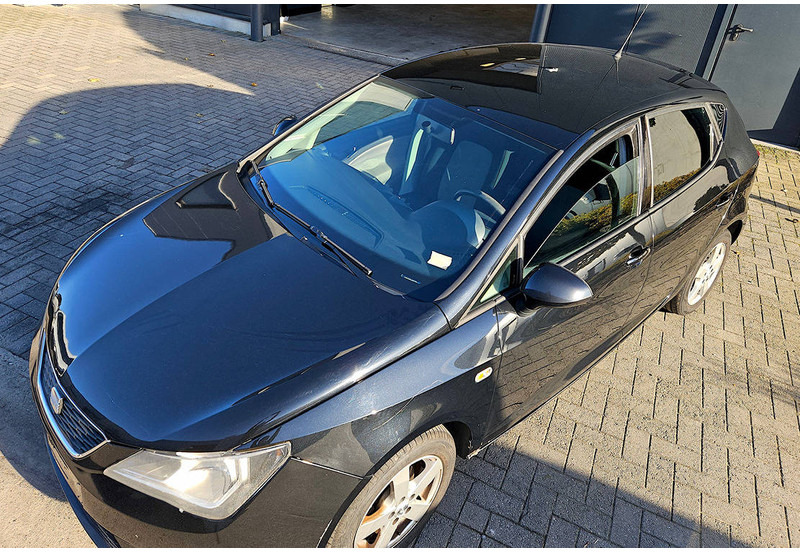 SEAT Ibiza 1.6 TDI - سيدان: صور 5 SEAT Ibiza 1.6 TDI - سيدان: صور 5