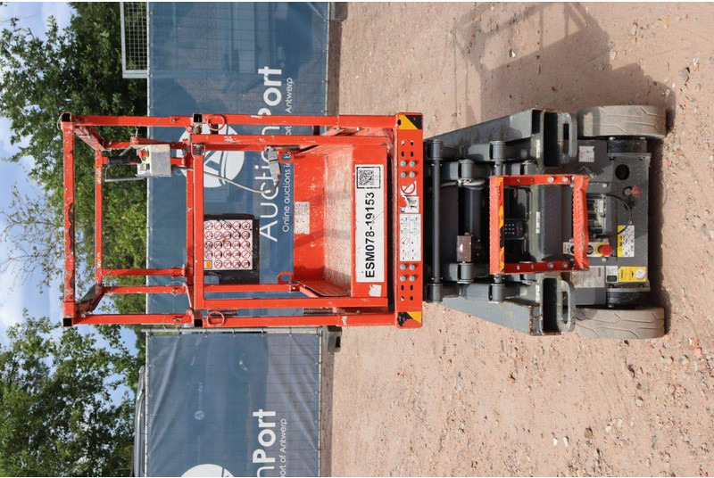 Skyjack SJ III 3219 - رافعات مقصية: صور 5 Skyjack SJ III 3219 - رافعات مقصية: صور 5
