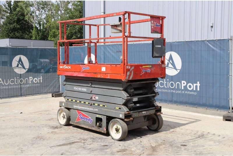 Skyjack SJ III - 4632 - رافعات مقصية: صور 4 Skyjack SJ III - 4632 - رافعات مقصية: صور 4