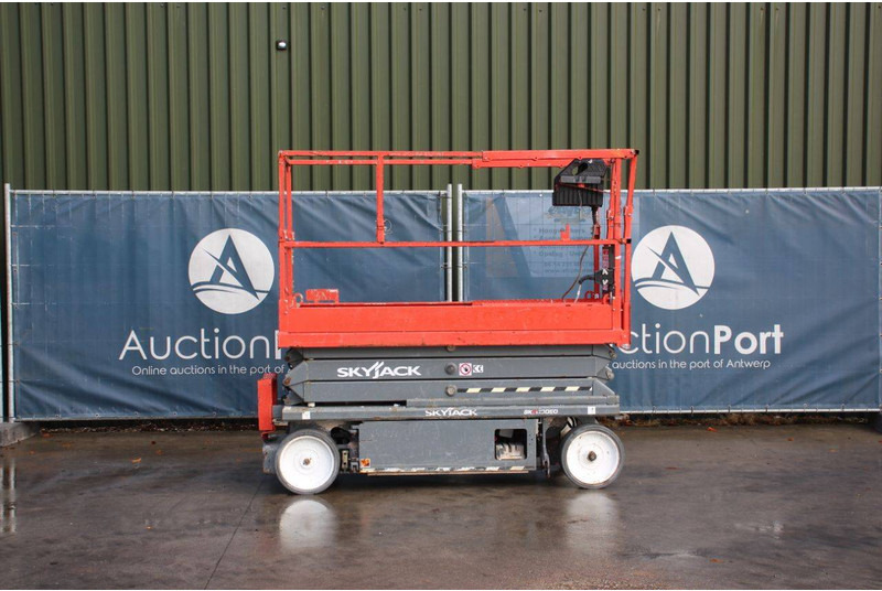 Skyjack SJ3220 - رافعات مقصية: صور 2 Skyjack SJ3220 - رافعات مقصية: صور 2