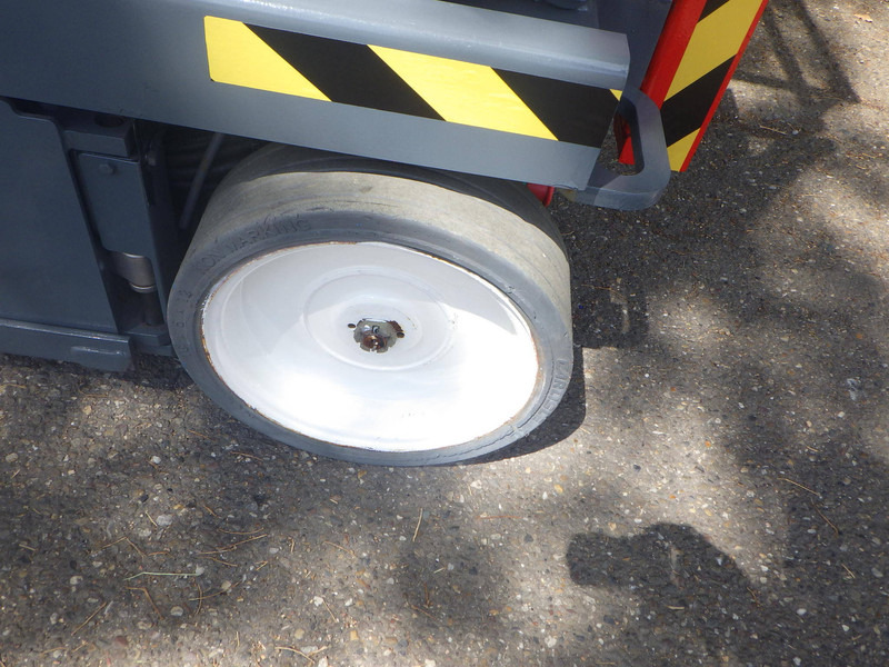 Skyjack SJ3226 - رافعات مقصية: صور 4 Skyjack SJ3226 - رافعات مقصية: صور 4