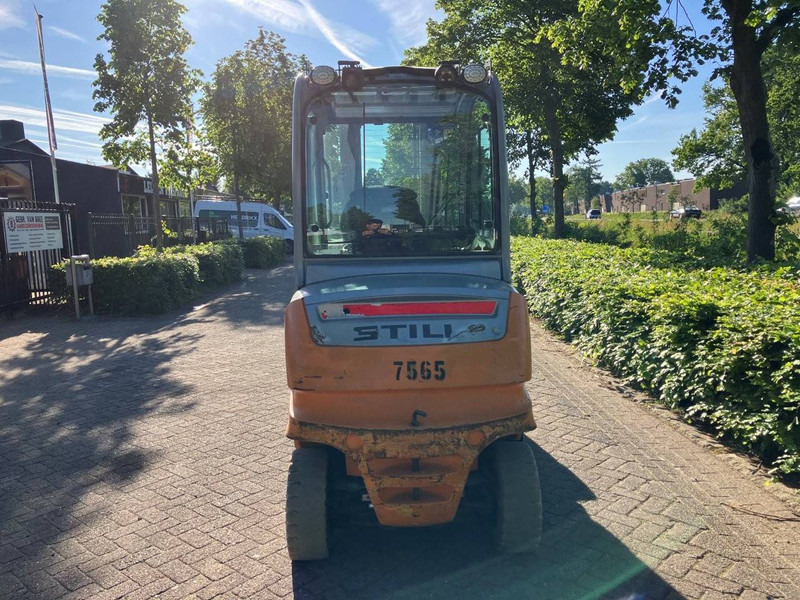 Still RX60-40 - رافعة شوكية كهربائية: صور 4 Still RX60-40 - رافعة شوكية كهربائية: صور 4