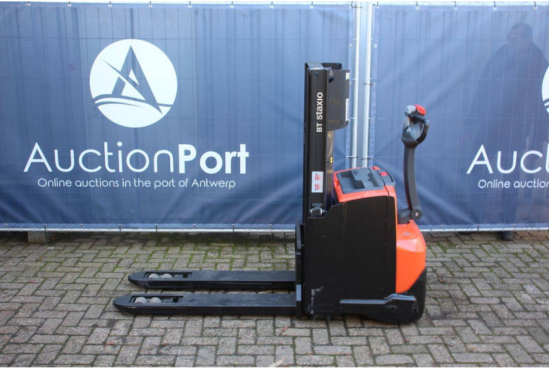 Toyota SWE200D - معدات تكديس: صور 2 Toyota SWE200D - معدات تكديس: صور 2