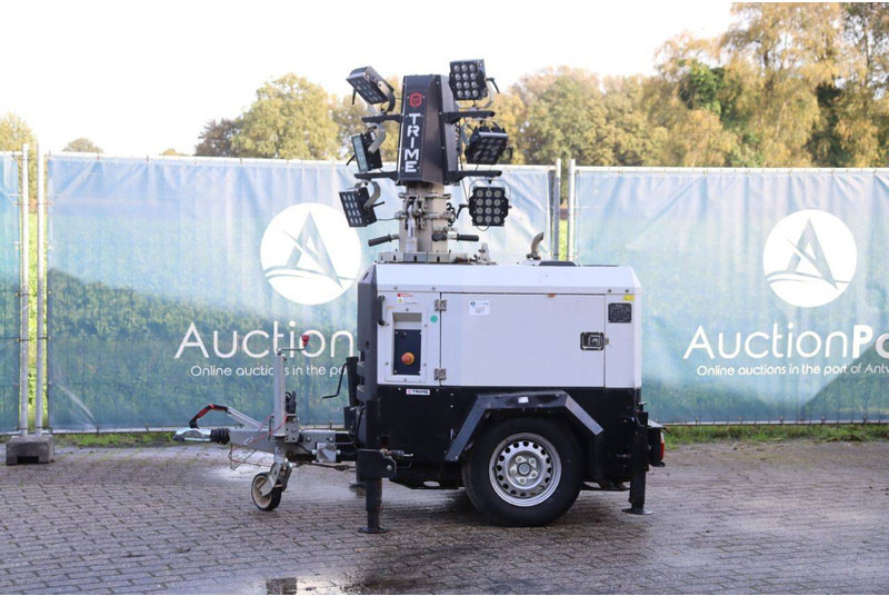 Trime X-ECOK2 - مقطورات مسطحة: صور 1 Trime X-ECOK2 - مقطورات مسطحة: صور 1