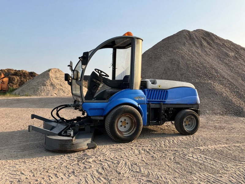 Vandy - جزازة المروج: صور 1 Vandy - جزازة المروج: صور 1