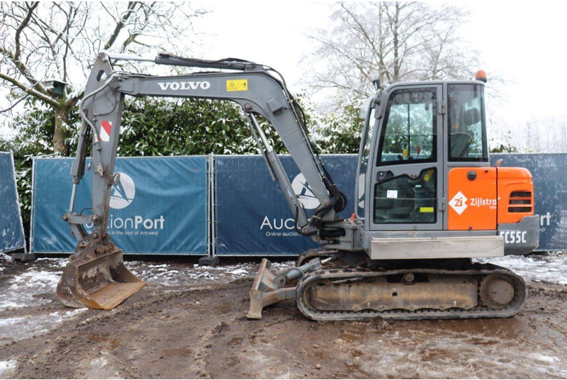 Volvo EC55C - حفارات زحافة: صور 2 Volvo EC55C - حفارات زحافة: صور 2