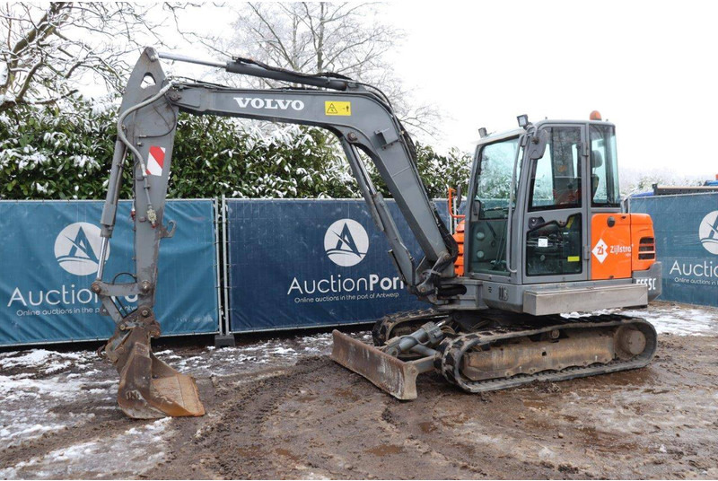 Volvo EC55C - حفارات زحافة: صور 1 Volvo EC55C - حفارات زحافة: صور 1