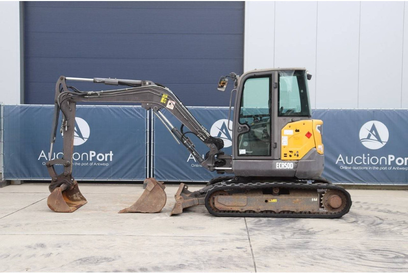 Volvo ECR50D - حفارات زحافة: صور 2 Volvo ECR50D - حفارات زحافة: صور 2