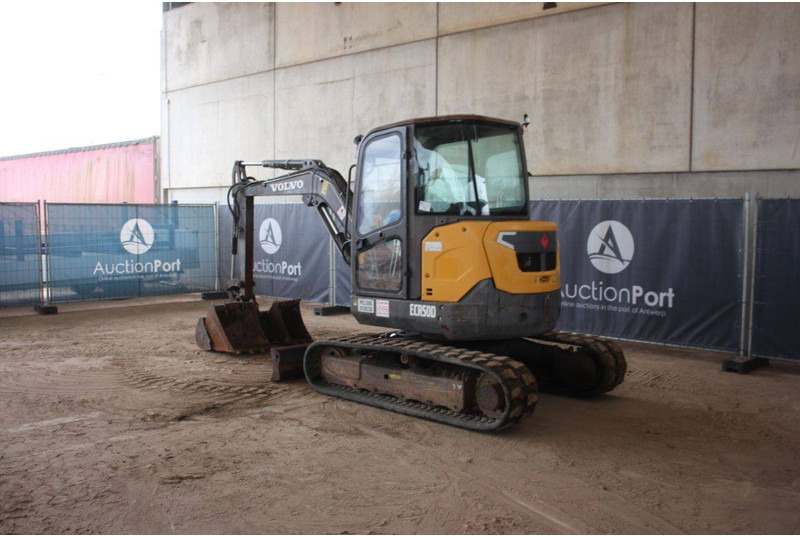 Volvo ECR50D - حفارات زحافة: صور 3 Volvo ECR50D - حفارات زحافة: صور 3