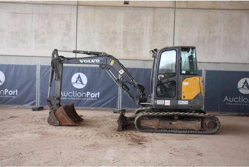 Volvo ECR50D - حفارات زحافة: صور 2 Volvo ECR50D - حفارات زحافة: صور 2