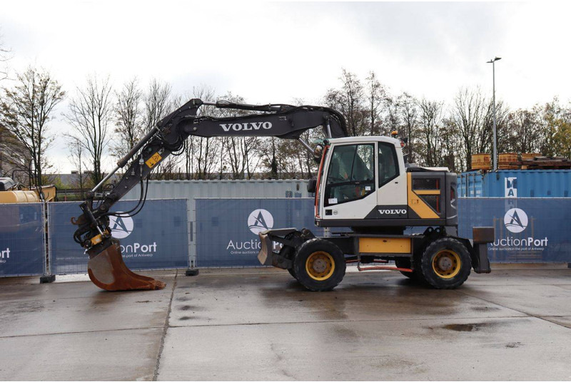 Volvo EWR150E - حفارة على عجلات: صور 1 Volvo EWR150E - حفارة على عجلات: صور 1