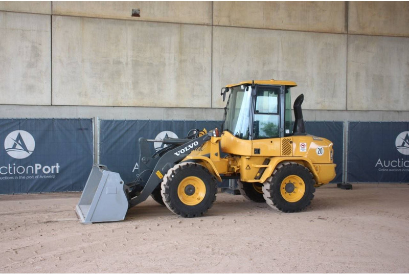 Volvo L35G - اللودر بعجل: صور 1 Volvo L35G - اللودر بعجل: صور 1