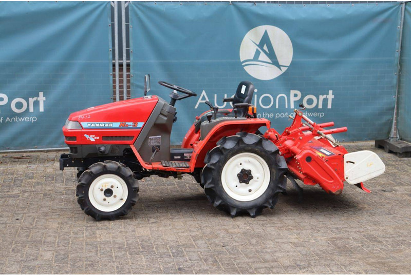 Yanmar Ke-3 - جرار: صور 1 Yanmar Ke-3 - جرار: صور 1