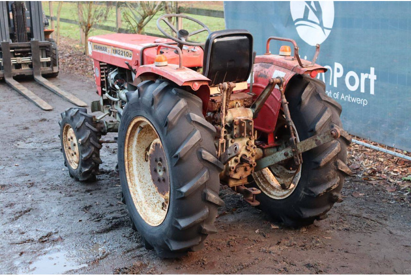 Yanmar YM2210d - جرار: صور 4 Yanmar YM2210d - جرار: صور 4