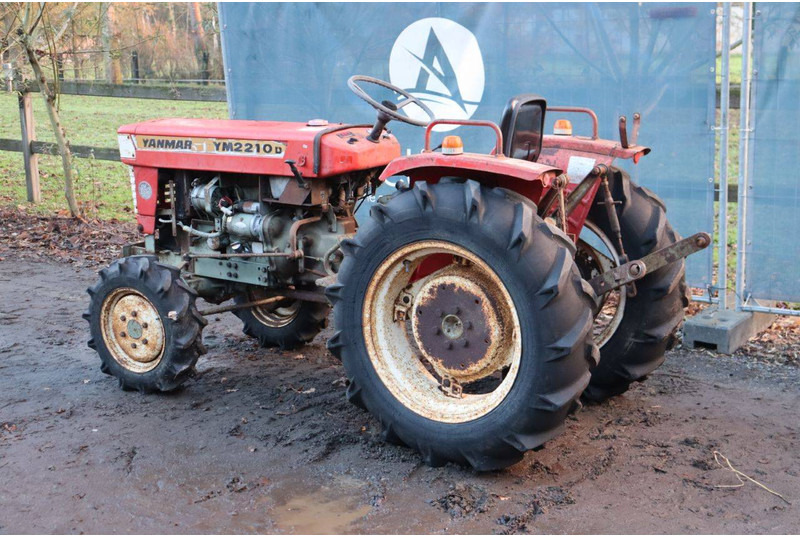 Yanmar YM2210d - جرار: صور 3 Yanmar YM2210d - جرار: صور 3