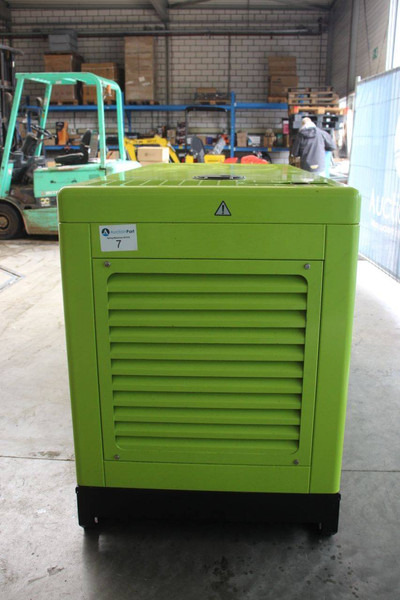 Compal power VG-R30 - مجموعة المولدات: صور 4 Compal power VG-R30 - مجموعة المولدات: صور 4