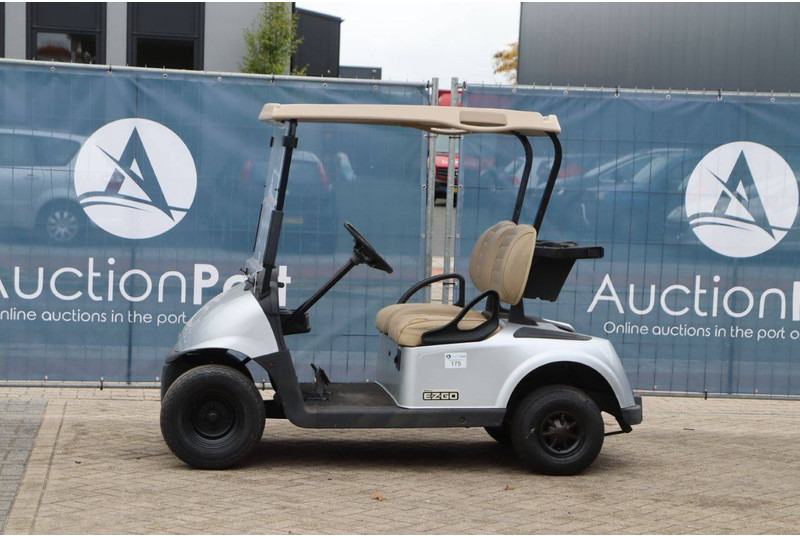 Ez-go - عربة جولف: صور 1 Ez-go - عربة جولف: صور 1