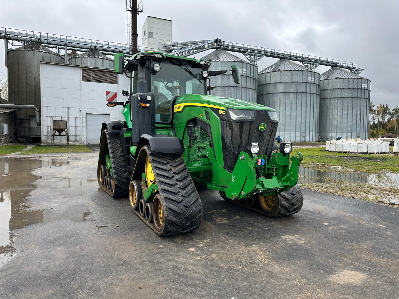 John Deere 8RX 410 Signature Edition - جرار مجنزر: صور 2 John Deere 8RX 410 Signature Edition - جرار مجنزر: صور 2