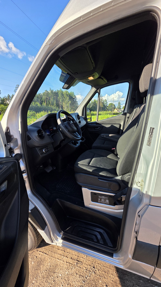 تأجير MERCEDES-BENZ Sprinter 315 CDI MERCEDES-BENZ Sprinter 315 CDI: صور 45 تأجير MERCEDES-BENZ Sprinter 315 CDI MERCEDES-BENZ Sprinter 315 CDI: صور 45