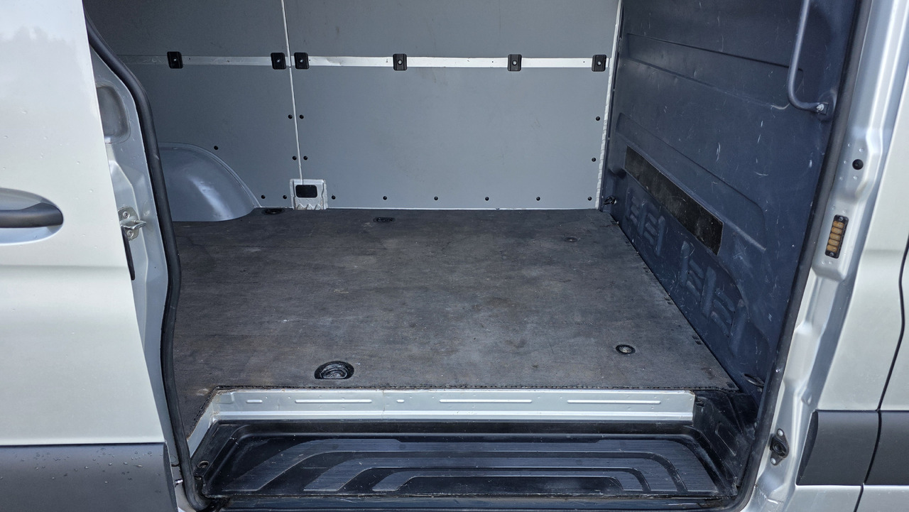 تأجير MERCEDES-BENZ Sprinter 315 CDI MERCEDES-BENZ Sprinter 315 CDI: صور 17 تأجير MERCEDES-BENZ Sprinter 315 CDI MERCEDES-BENZ Sprinter 315 CDI: صور 17