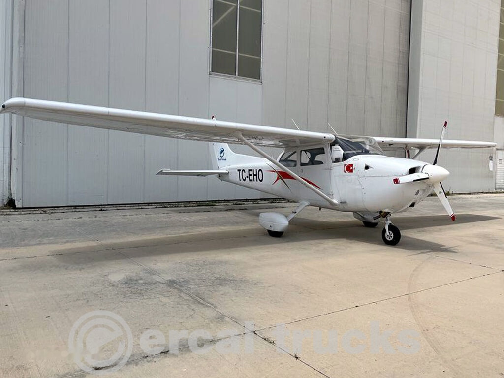 معدات الدعم الأرضي 1977 Cessna 172N Diesel TC-EHO Airplane: صور 7
