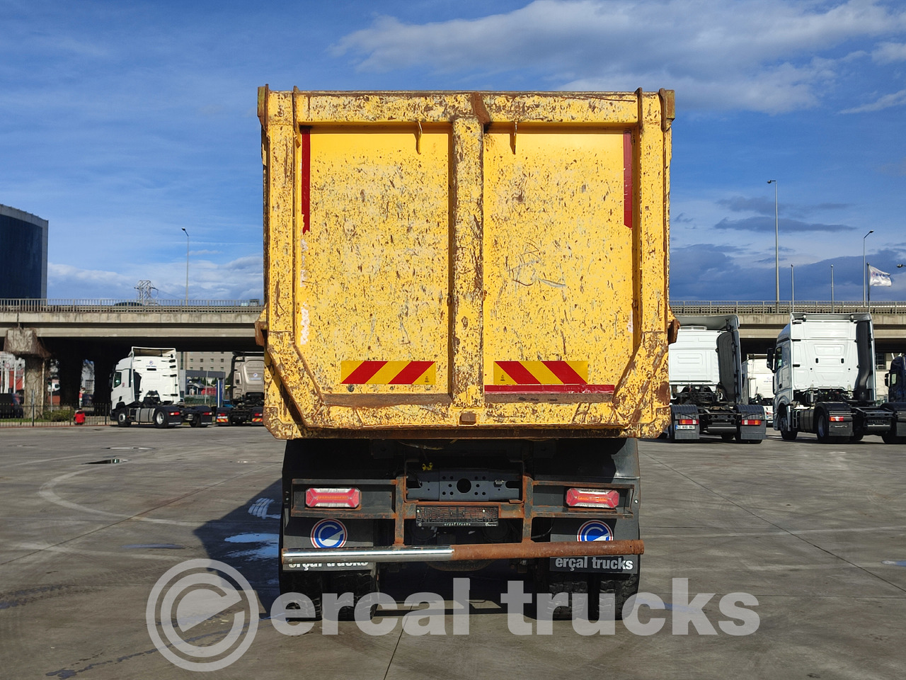2015 SCANIA G400 - 8X4 - E5 - Manual- Big Axle- 25 M3 Hardox Tipper - قلابات: صور 5 2015 SCANIA G400 - 8X4 - E5 - Manual- Big Axle- 25 M3 Hardox Tipper - قلابات: صور 5