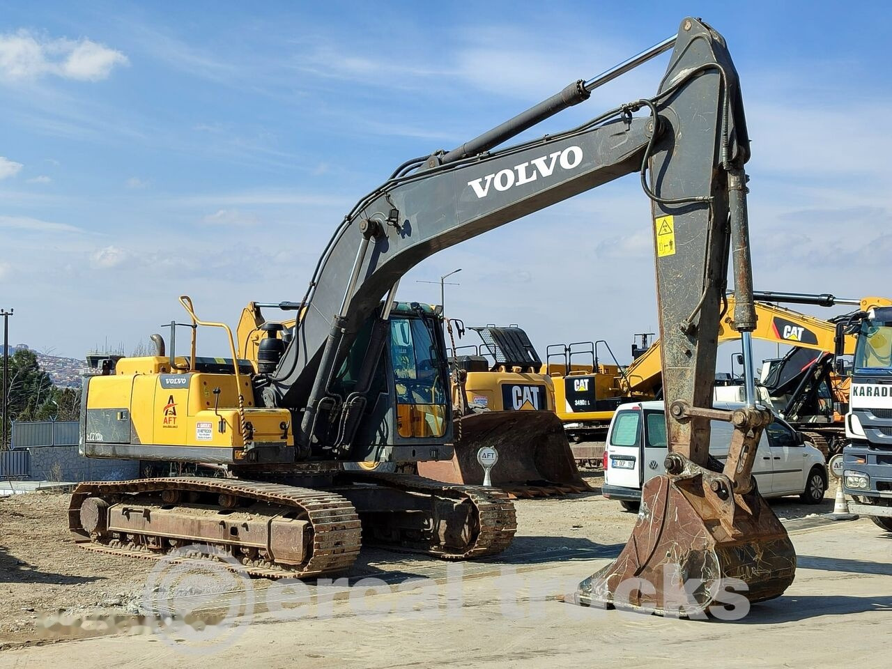 Volvo 2017 EC 220DL EXCAVATOR - حفارات زحافة: صور 2 Volvo 2017 EC 220DL EXCAVATOR - حفارات زحافة: صور 2