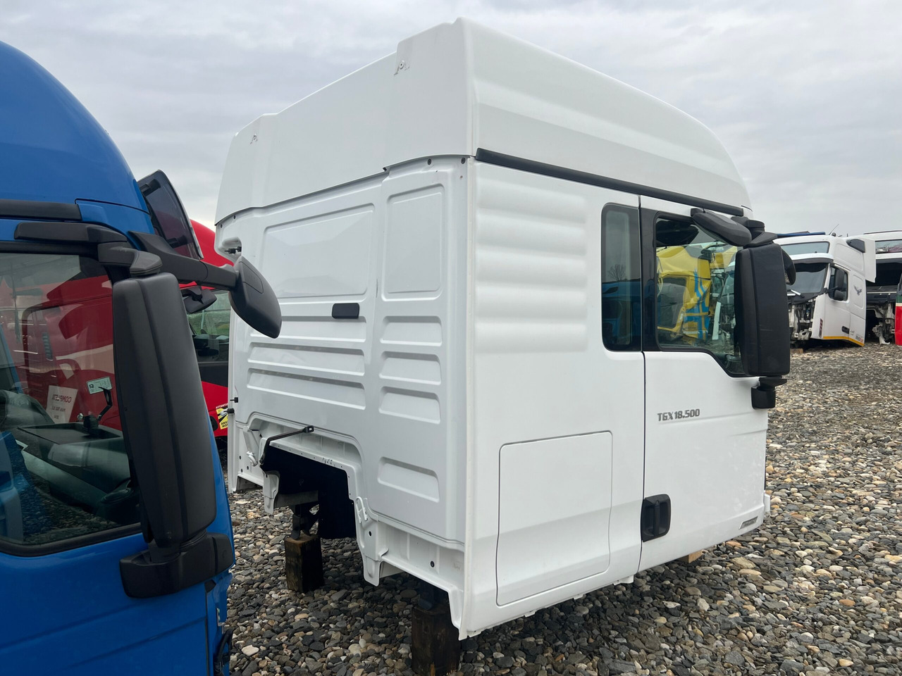CABINA MAN TGX TG2 XLX - الكبائن - شاحنة: صور 4 CABINA MAN TGX TG2 XLX - الكبائن - شاحنة: صور 4