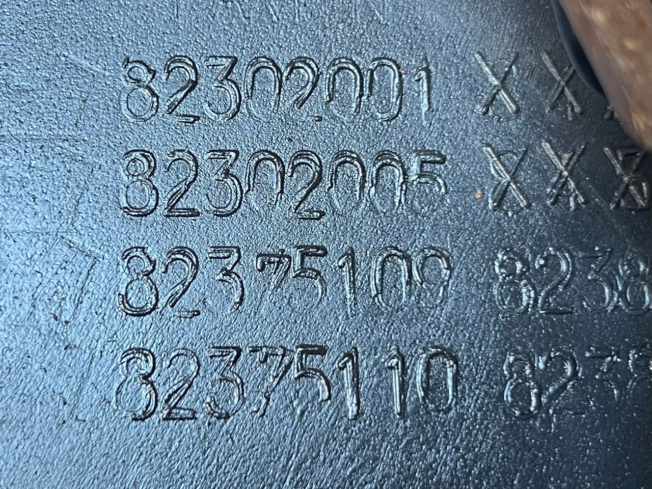 PARABICICLIST STANGA RENAULT T 82302001, 82302005, 82375109, 82375110, 21234571 - هيكل السيارة الخارجية - شاحنة: صور 3 PARABICICLIST STANGA RENAULT T 82302001, 82302005, 82375109, 82375110, 21234571 - هيكل السيارة الخارجية - شاحنة: صور 3