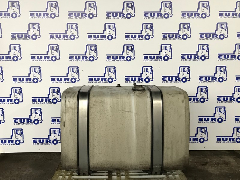 REZERVOR COMBUSTIBIL MAN L=105CM l=70CM H=70CM 81.12201.5658, 81.12201.5949, 81.12201.5700, 81.12201.5714, 81.12201.5611 - خزان وقود - شاحنة: صور 1 REZERVOR COMBUSTIBIL MAN L=105CM l=70CM H=70CM 81.12201.5658, 81.12201.5949, 81.12201.5700, 81.12201.5714, 81.12201.5611 - خزان وقود - شاحنة: صور 1