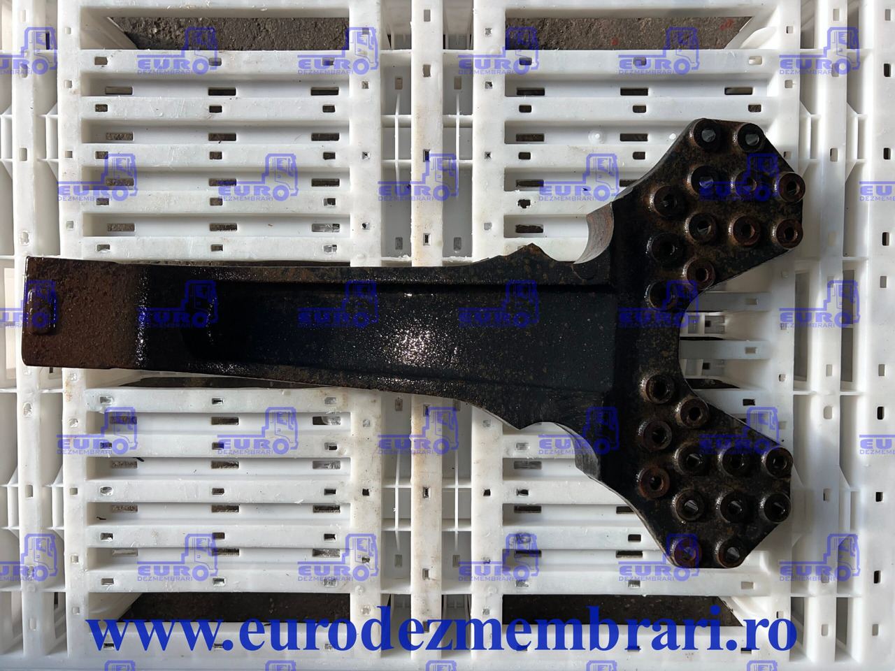 SUPORT SPATE MAN TGS 81.43215.3050 - الإطار/ الشاسيه - شاحنة: صور 2 SUPORT SPATE MAN TGS 81.43215.3050 - الإطار/ الشاسيه - شاحنة: صور 2