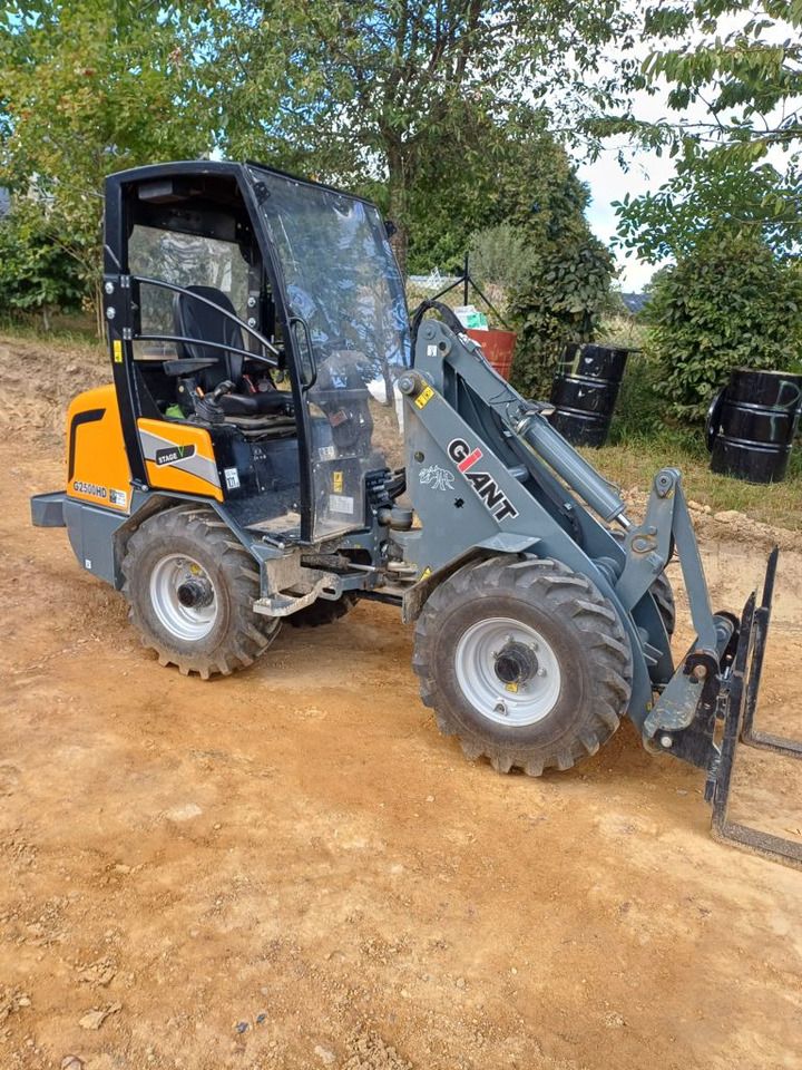 Giant G2500 HD - شيول صغير: صور 1 Giant G2500 HD - شيول صغير: صور 1