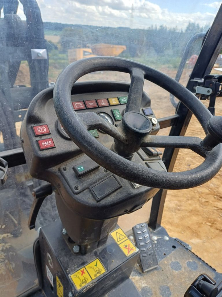 Giant G2500 HD - شيول صغير: صور 4 Giant G2500 HD - شيول صغير: صور 4