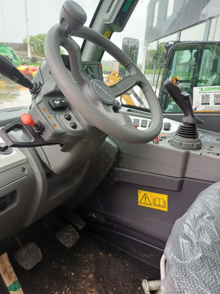 Merlo 42.7 - رافعة تلسكوبية: صور 5 Merlo 42.7 - رافعة تلسكوبية: صور 5