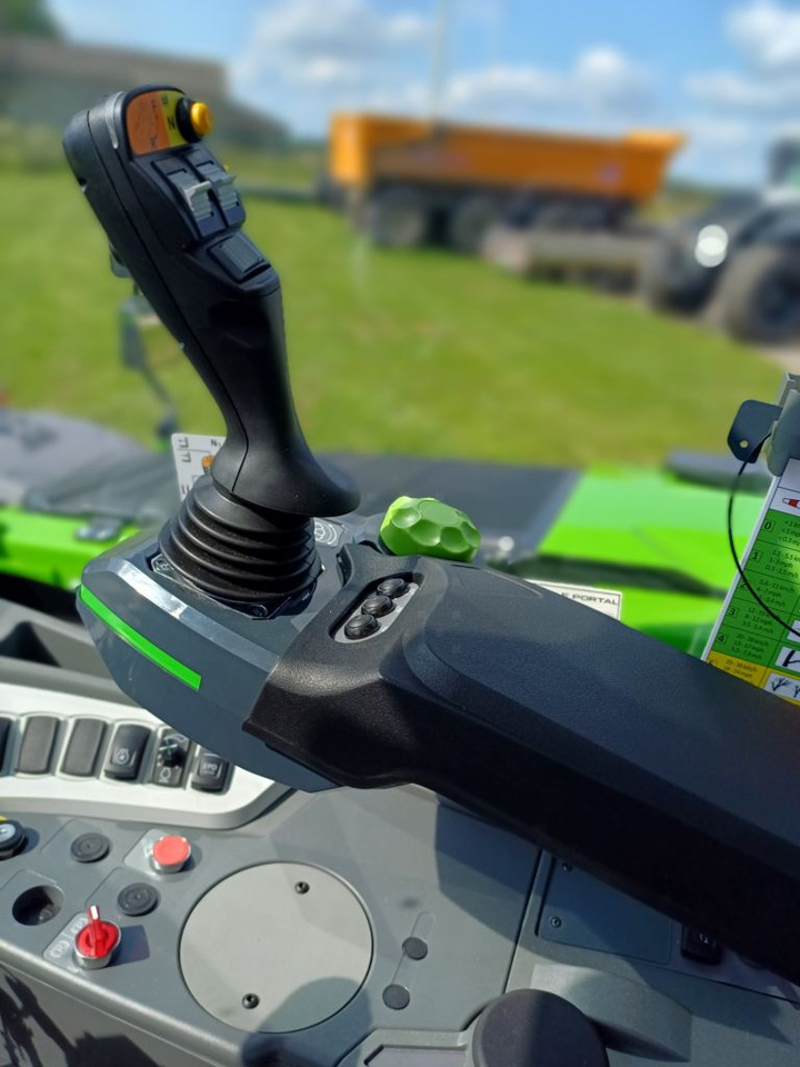 Merlo TF38.10 TT CS 136 - رافعة تلسكوبية: صور 2 Merlo TF38.10 TT CS 136 - رافعة تلسكوبية: صور 2