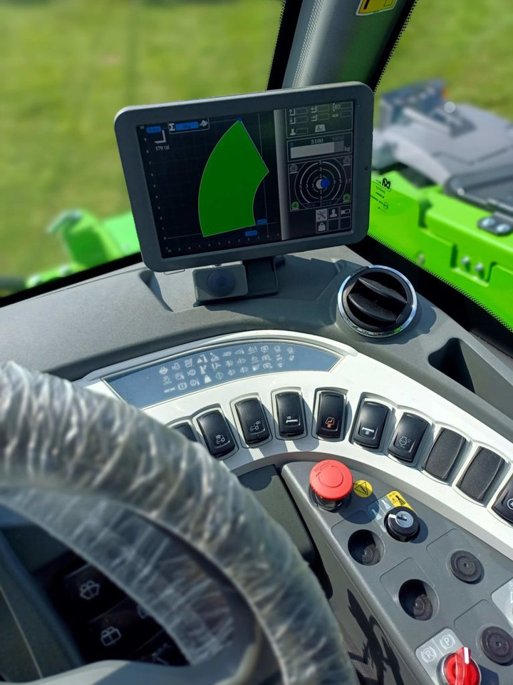 Merlo TF38.10 TT CS 136 - رافعة تلسكوبية: صور 4 Merlo TF38.10 TT CS 136 - رافعة تلسكوبية: صور 4